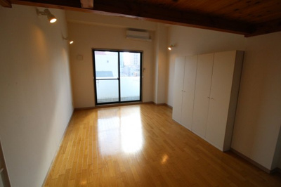 【居間・リビング】 | ばっじしんながた