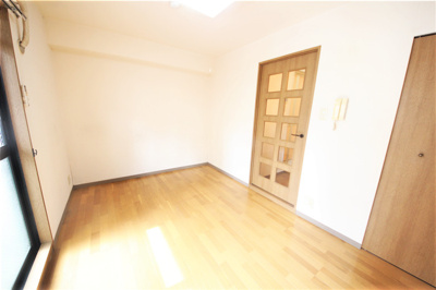 【洋室】 | エスティライフ梅田北