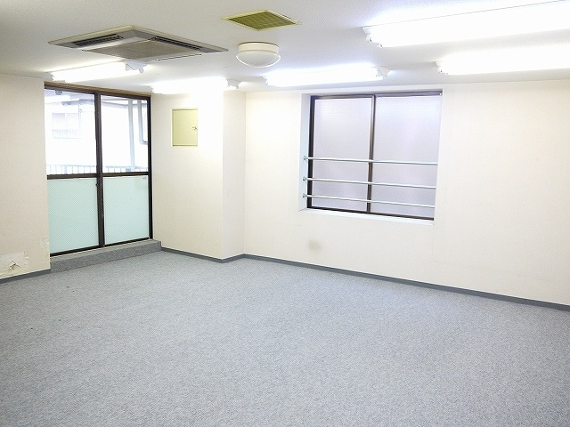 幸福相互富雄松本ビルの内装