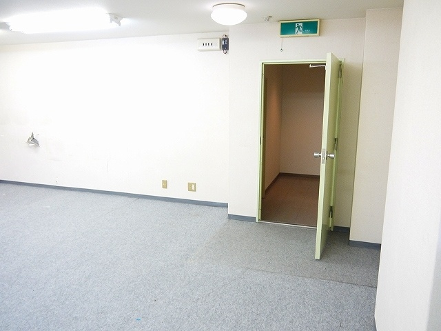 幸福相互富雄松本ビルの内装