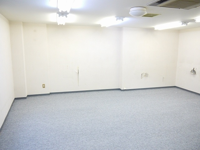 幸福相互富雄松本ビルの内装