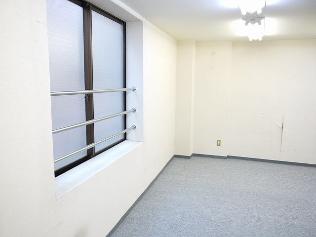 幸福相互富雄松本ビルの内装