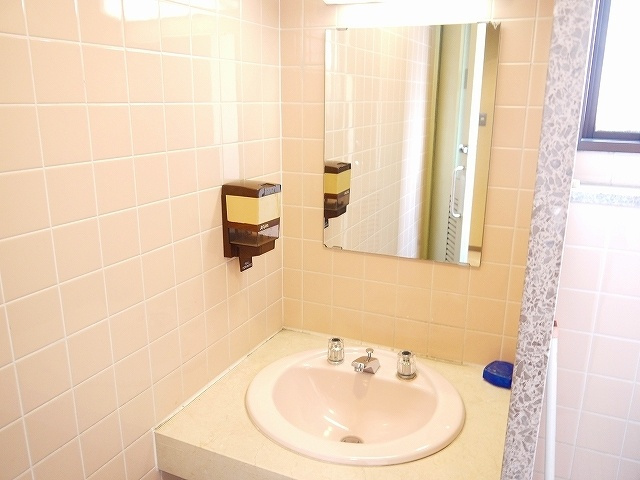 幸福相互富雄松本ビルの洗面所