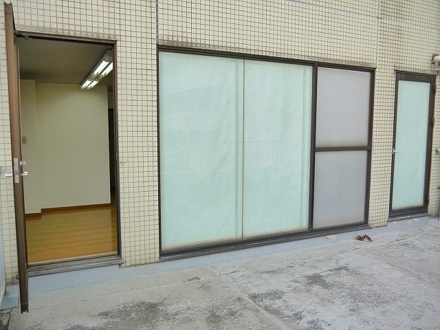 幸福相互富雄松本ビルのバルコニー
