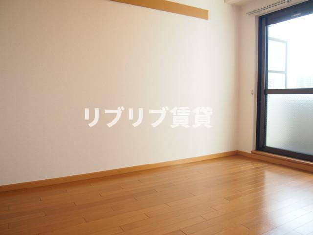 セモア中山の居間・リビング