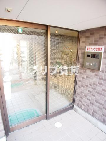 セモア中山のエントランス