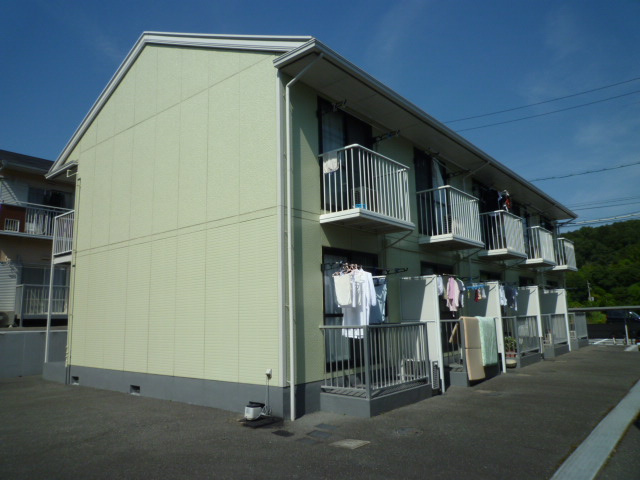倉敷市藤戸町天城のアパートの外観
