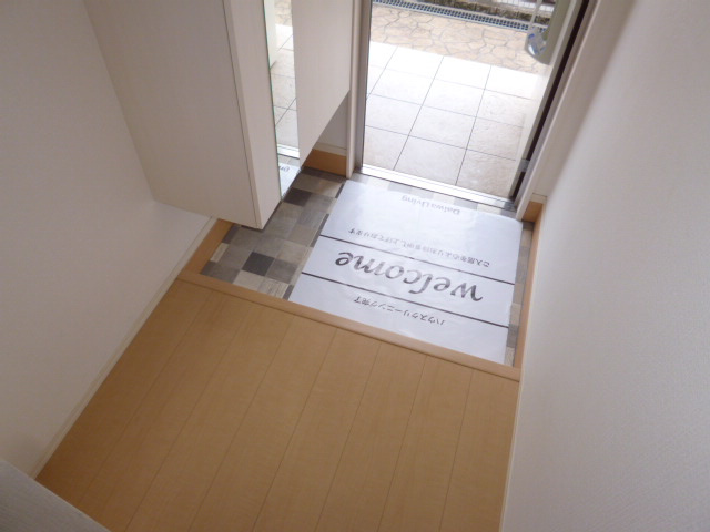 Ｄ－ｒｏｏｍ・ＳＷの玄関