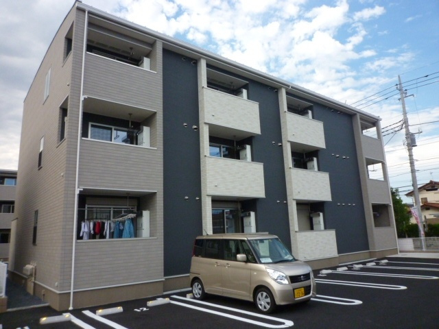 シャン・ド・フルール3の外観