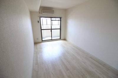 【洋室】 | メゾン・ド・エティック