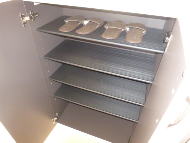 アリエッタの収納|シューズボックス