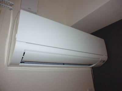 【居間・リビング】 | キャスバルＢ | エアコン