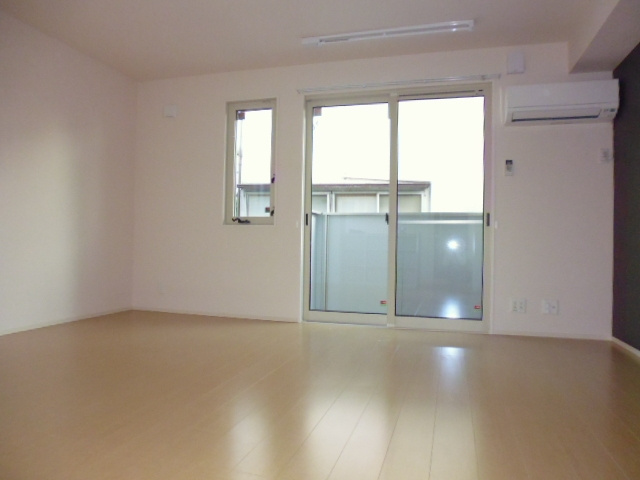 キャスバルＢの居間・リビング|リビング