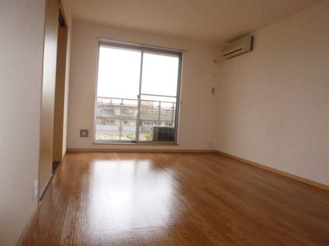 グランソレイユ　Ｃの居間・リビング