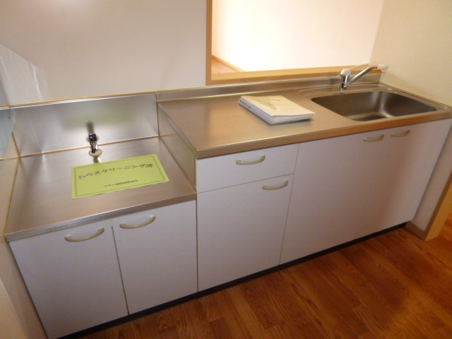 グランソレイユ　Ｃのキッチン