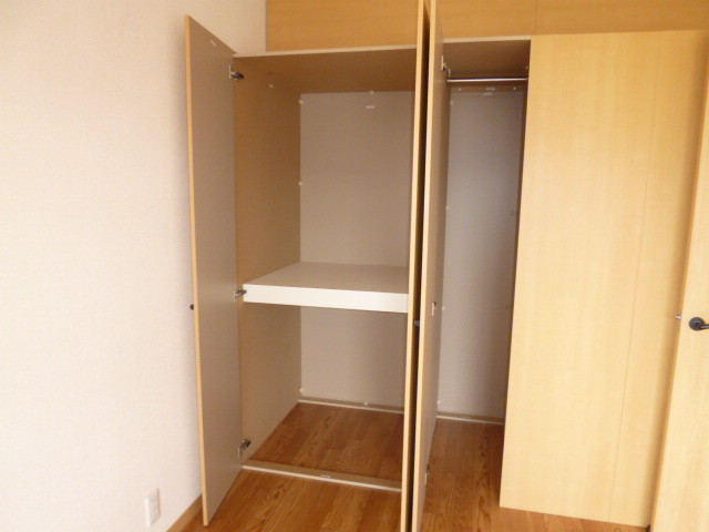 グランソレイユ　Ｃの収納