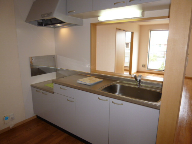 グランソレイユ　Ｃのキッチン