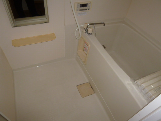 レモンガーデンⅡの浴室