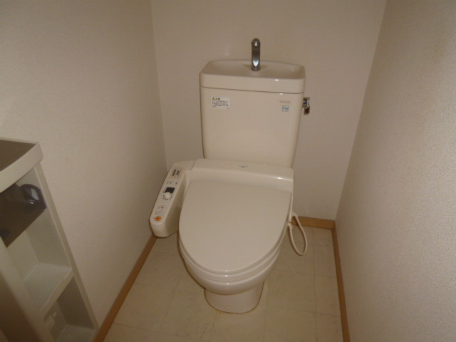 フォンティーヌＣのトイレ|シャワー付きトイレ