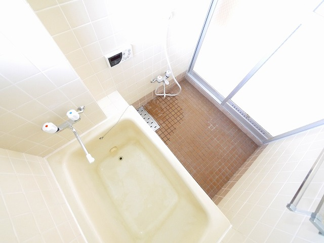 メゾンフルールの浴室