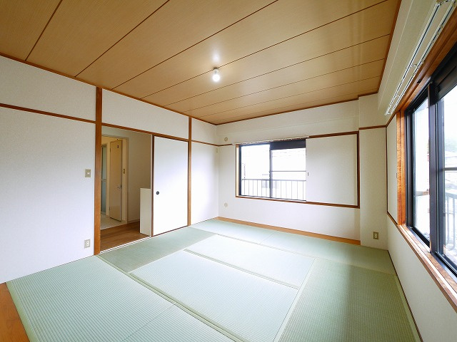 メゾンフルールの和室