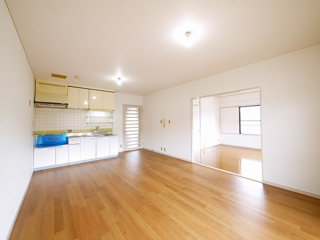 メゾンフルールの居間・リビング