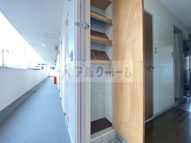 グレースランド旭ヶ丘の玄関|グレースランド旭ヶ丘　下駄箱