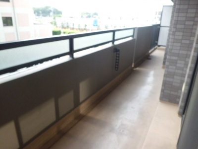 【バルコニー】 | フローラ東館 | フローラ東館