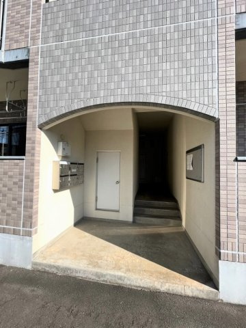 マンションemotionのエントランス