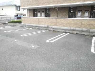 【駐車場】 | ウエストヒル　Ａ