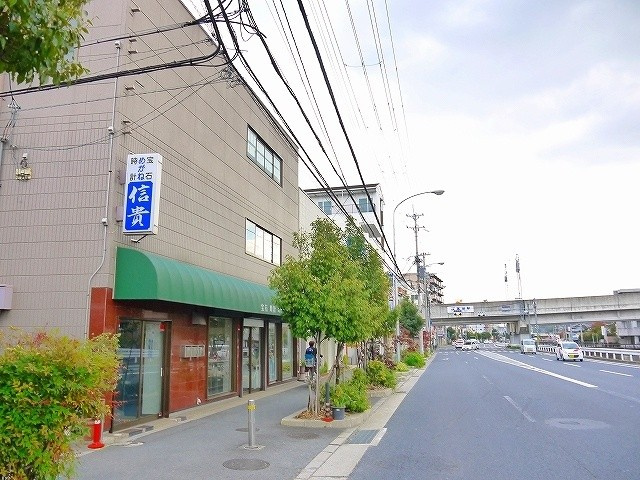 信貴ビルの外観
