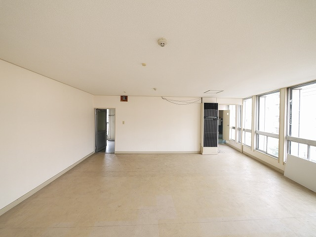 川上ビルの内装