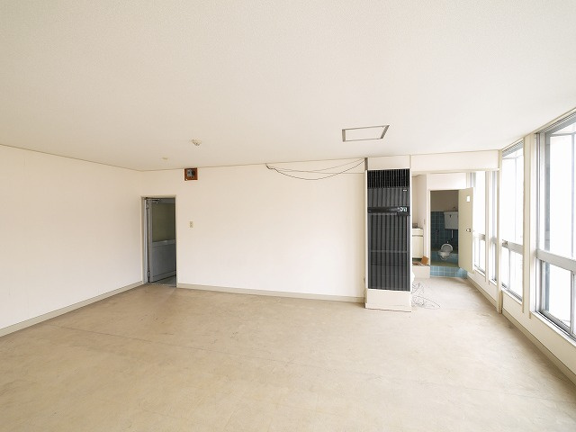 川上ビルの内装