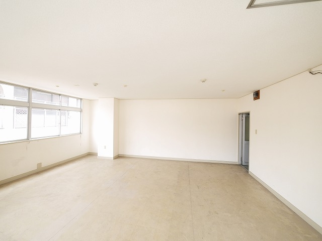 川上ビルの内装