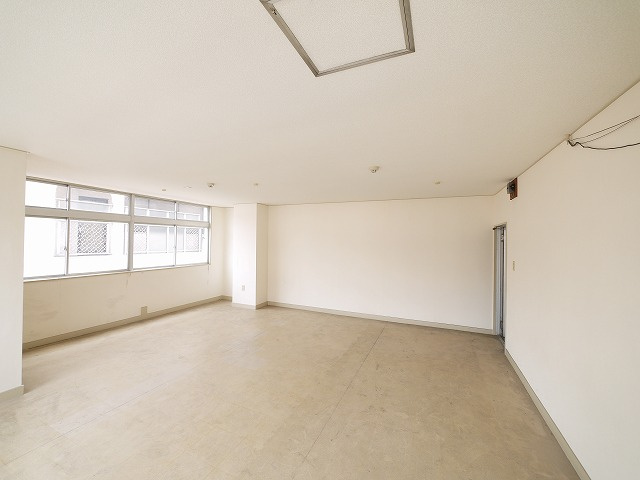 川上ビルの内装