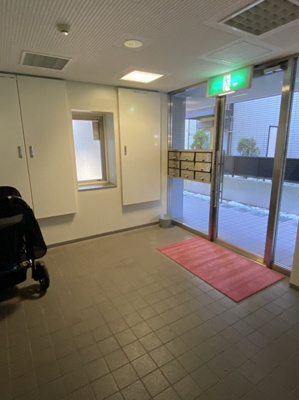 【エントランス】 | 黄楊の木コート