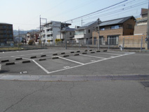 北葛城郡王寺町久度３丁目の駐車場の画像