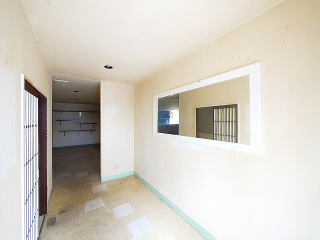 上田ビル（三島町）の内装