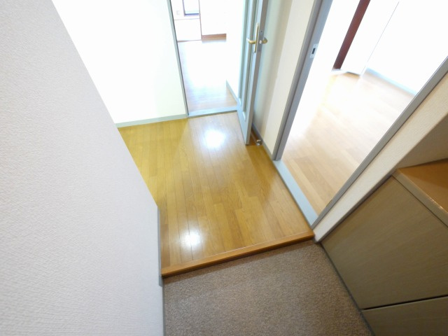 ダルバールやまとの玄関|シンプルで使いやすい玄関です