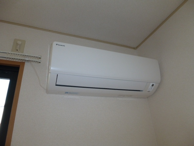 シャルマン笹沖Bの設備|洋室エアコン