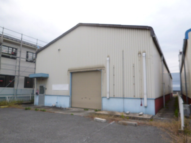 倉敷市中庄の倉庫の外観