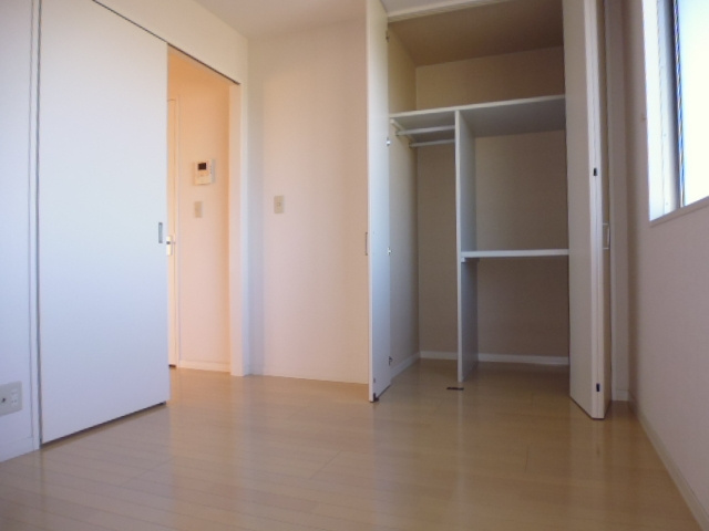 ラ・パルテール中畝の寝室|洋室