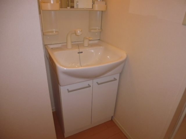 ラ・パルテール中畝の独立洗面台|シャンプードレッサー