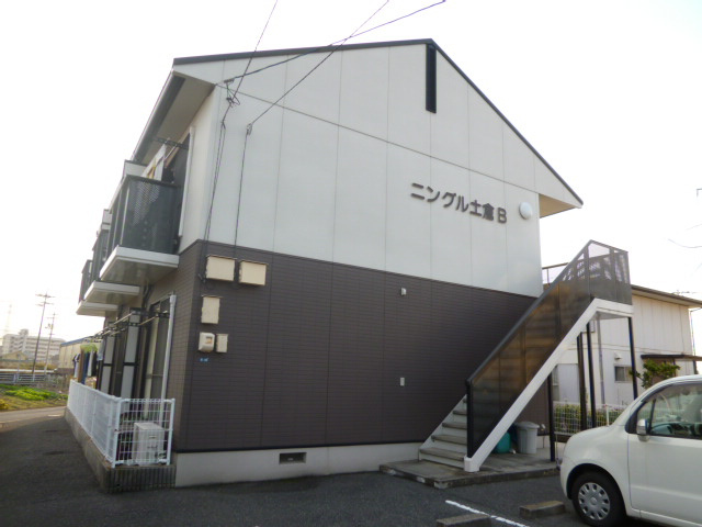 倉敷市老松町１丁目のアパートの外観