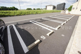 【駐車場】