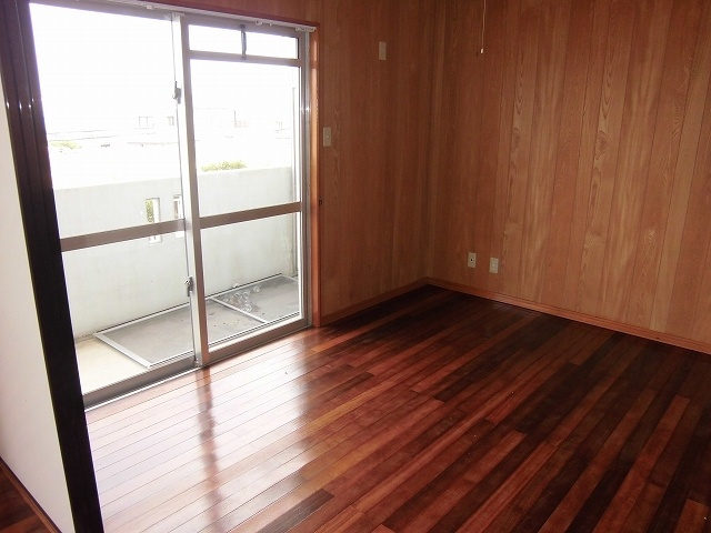 東宝ビル１１の内装