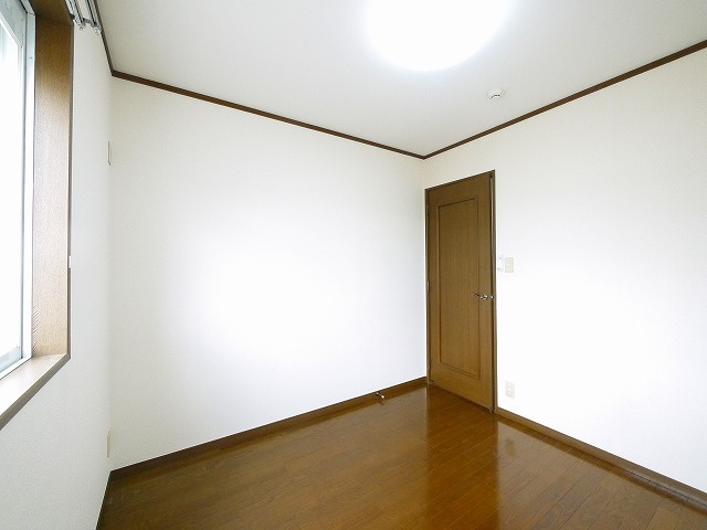 ファミイユの洋室