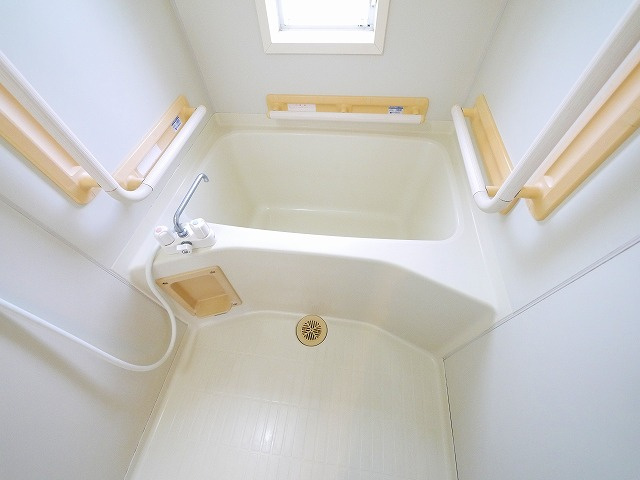 ファミイユの浴室