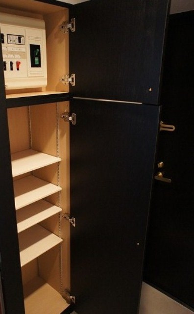 アイ・セレブ薬院の玄関|アイ・セレブ薬院 (2K) 玄関
写真は同タイプのお部屋です。