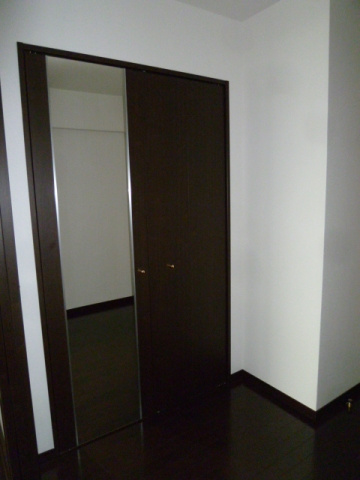 アイ・セレブ薬院の収納|アイ・セレブ薬院 (2K) クローゼット
写真は同タイプのお部屋です。